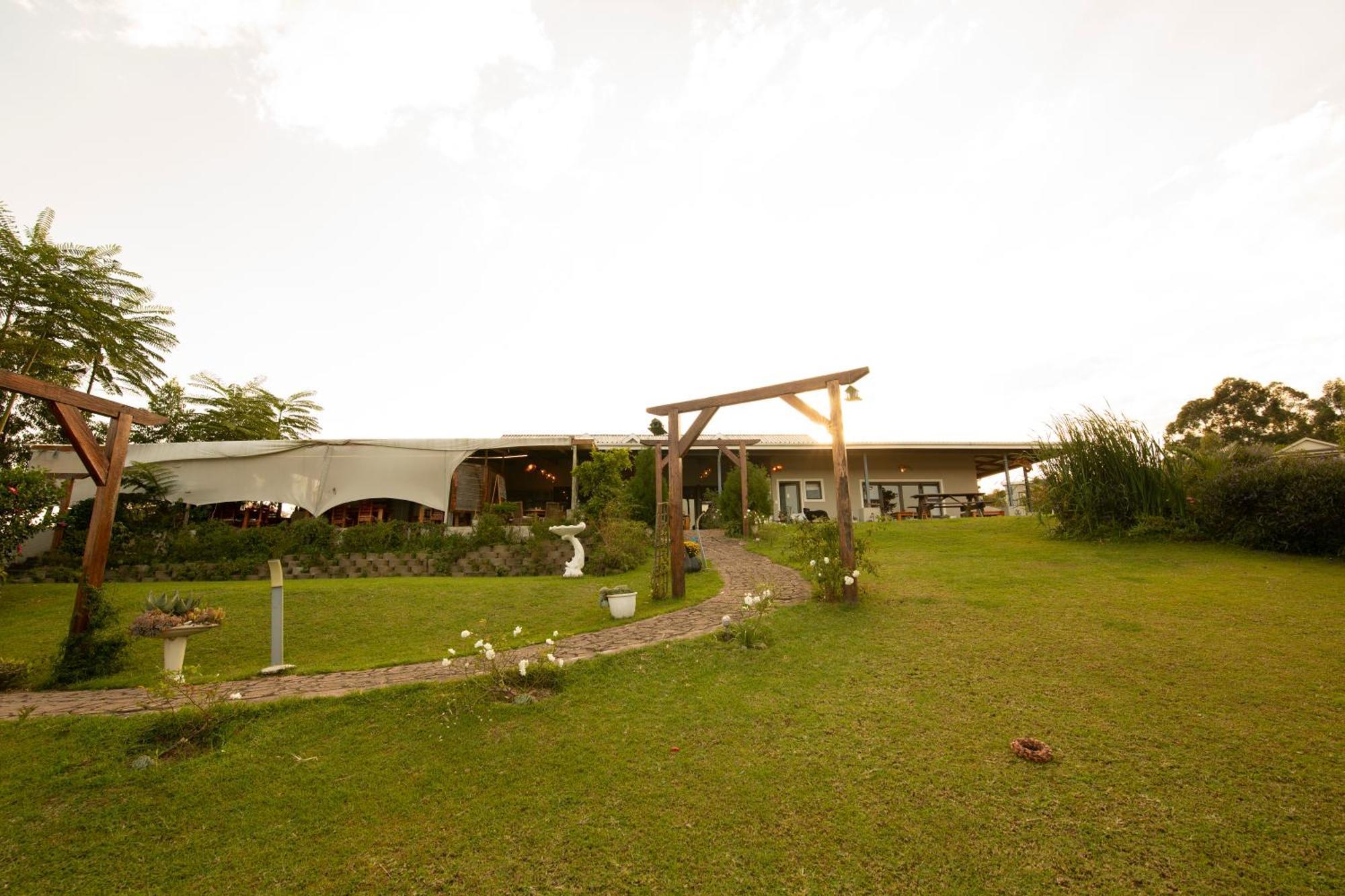 Goggas Nest Bnb & Restaurant Matsapha Kültér fotó